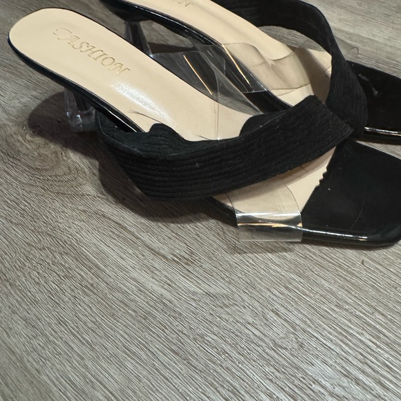 Shein black & clear formal block kitten heels - Picture 5 of 6